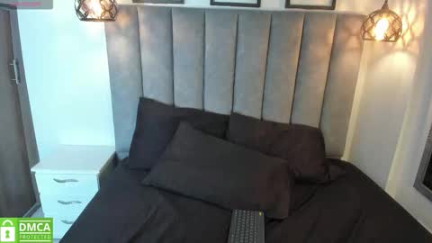 sugar_bunny__ online show from 01/10/26, 12:07