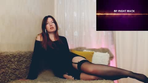 Snapshot of sugar_desire chatting on 03/06/25, 08:05 Instagram faroffland online show from 03/06/25, 08:05