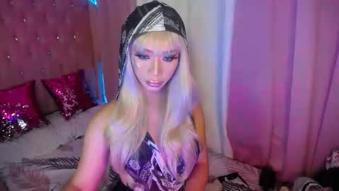 your ultimate goddess online show from 11/06/25, 01:45