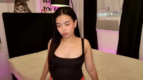 Snapshot of sugar_pinay18x chatting on 04/26/26, 12:08 sugar_pinay18x online show from 04/26/26, 12:08