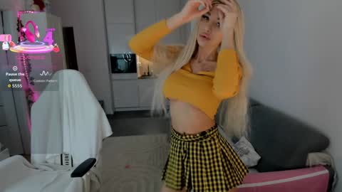 Kinga online show from 10/27/25, 05:55