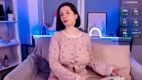 Snapshot of sugar_tomato chatting on 12/24/24, 03:26 Maria online show from 12/24/24, 03:26