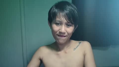 Snapshot of sugarantidote13 chatting on 11/13/25, 01:10 sugarantidote13 online show from 11/13/25, 01:10