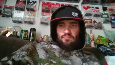 Sugarbush696 online show from 10/17/25, 06:43