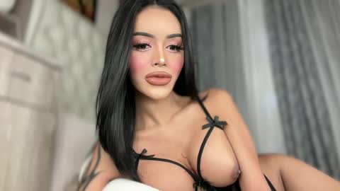 Jess online show from 07/05/26, 03:13