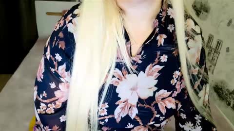 sugarkissx online show from 09/17/25, 03:46