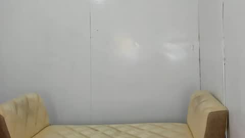 Snapshot of sugarplumxxs chatting on 11/19/25, 01:38 Jana online show from 11/19/25, 01:38