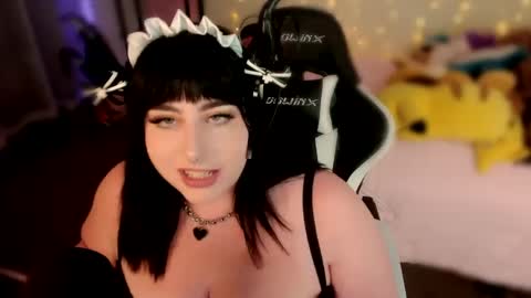 Snapshot of sugarrrbabydoll chatting on 09/12/25, 09:15 Lucy Love online show from 09/12/25, 09:15