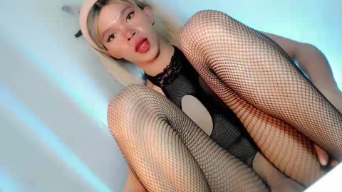 Snapshot of sugarxbaby_ chatting on 02/26/25, 03:42 LoveSugar online show from 02/26/25, 03:42