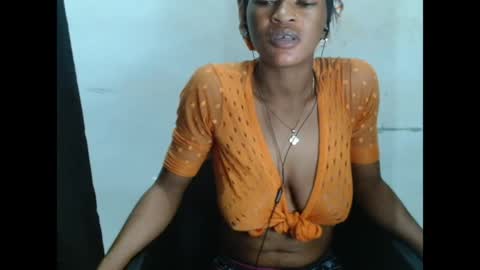 Snapshot of sugarxpussy chatting on 04/17/26, 10:13 sugarxpussy online show from 04/17/26, 10:13