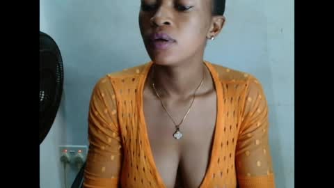 Snapshot of sugarxpussy chatting on 05/13/26, 08:01 sugarxpussy online show from 05/13/26, 08:01