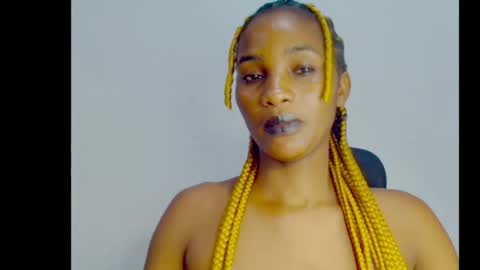 Snapshot of sugax_cuntwetxx chatting on 12/05/25, 09:29 Ivy online show from 12/05/25, 09:29