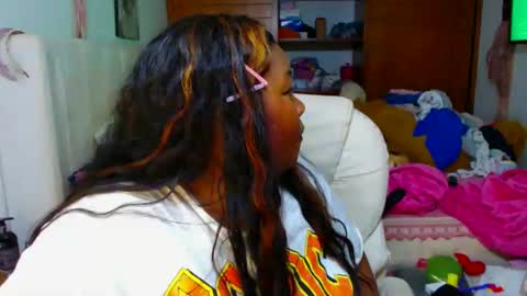 Snapshot of suggarbaby1 chatting on 02/09/25, 05:19 Cami Back in 2 hours online show from 02/09/25, 05:19