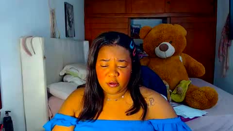 Snapshot of suggarbaby1 chatting on 02/25/26, 06:12 Cami Back in 2 hours online show from 02/25/26, 06:12