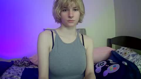 Ophelia online show from 12/30/24, 03:25