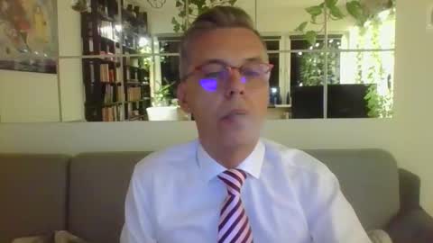 Suit  tie horny online show from 09/08/25, 07:35