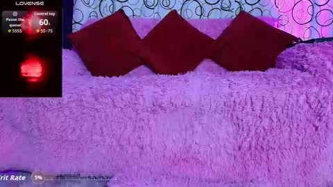 Snapshot of sukifuyu__ chatting on 09/25/25, 02:48 online show from 09/25/25, 02:48