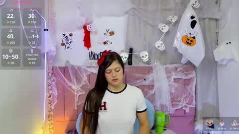 Snapshot of sukilove18 chatting on 10/28/25, 11:29 sukilove18 online show from 10/28/25, 11:29