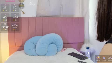 Snapshot of sukilove18 chatting on 12/15/25, 10:14 sukilove18 online show from 12/15/25, 10:14