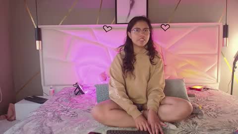 SUKI online show from 11/12/25, 11:43