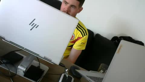 The Sultan online show from 09/13/25, 07:35