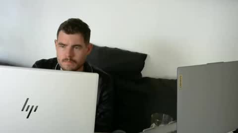 The Sultan online show from 09/15/25, 04:51