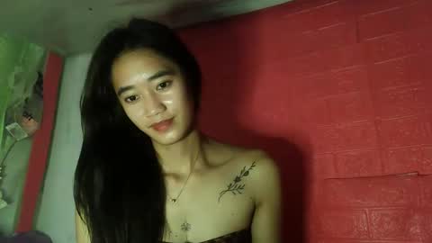 Snapshot of sultrygirl69 chatting on 10/30/25, 06:48 ANNA online show from 10/30/25, 06:48