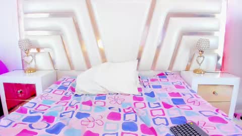 Hot ebony online show from 10/04/25, 02:26