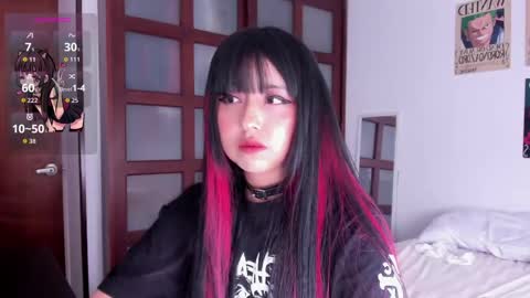 Nicolle  online show from 05/17/26, 05:09