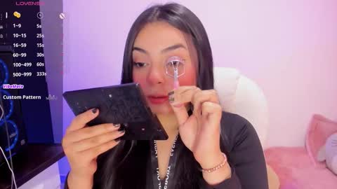 Snapshot of sumersunsett chatting on 12/20/25, 03:46 sumersunsett online show from 12/20/25, 03:46