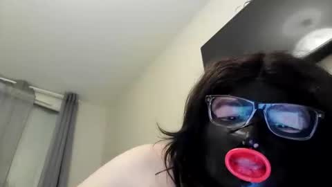 Snapshot of sumico2 chatting on 03/21/26, 02:49 Sumiso online show from 03/21/26, 02:49