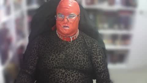 Sumisolatex online show from 01/30/25, 11:02