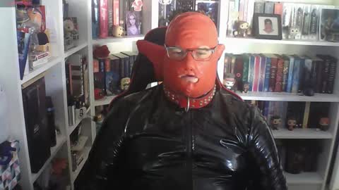 Sumisolatex online show from 10/22/25, 12:05