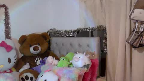 summer 09 online show from 02/18/26, 02:40