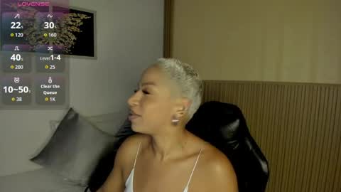 Summer online show from 04/08/26, 11:32