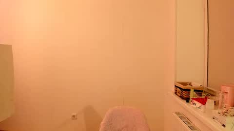 Summer Preston online show from 02/07/25, 11:45