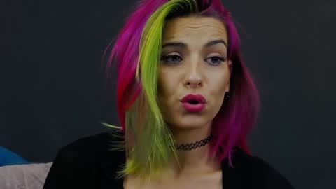 Snapshot of summer_quinn_ chatting on 01/16/25, 09:05 Deea online show from 01/16/25, 09:05