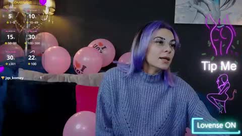 Snapshot of summer_quinn_ chatting on 02/17/25, 06:09 Deea online show from 02/17/25, 06:09