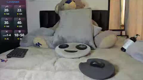 Snapshot of summer_romance chatting on 02/20/26, 07:58 Andres-tattoos Derek Hairy online show from 02/20/26, 07:58