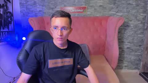 Summer And Erick online show from 12/25/24, 02:46