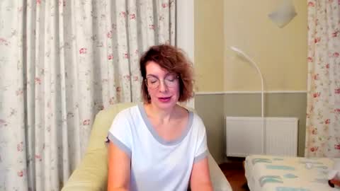 Snapshot of summerliza chatting on 01/08/25, 09:23 summerliza online show from 01/08/25, 09:23