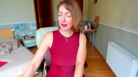 Snapshot of summerliza chatting on 09/20/25, 10:38 summerliza online show from 09/20/25, 10:38