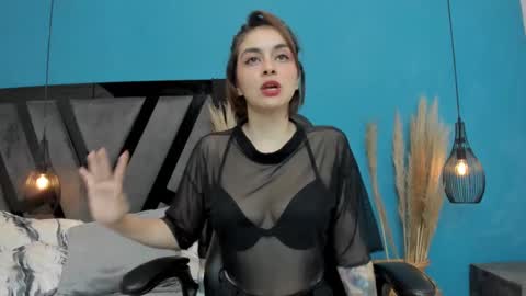 Snapshot of summerprints chatting on 01/22/25, 03:29 Summer online show from 01/22/25, 03:29