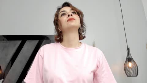 Snapshot of summerprints chatting on 02/19/25, 06:10 Summer online show from 02/19/25, 06:10