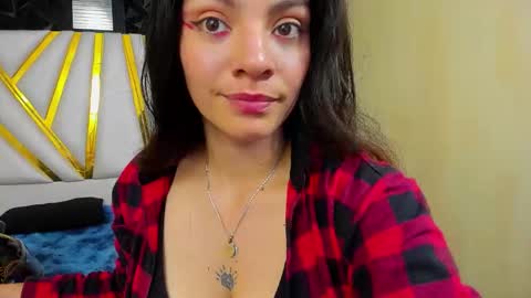 moon1 online show from 04/23/26, 03:36