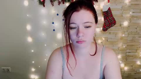 Snapshot of sun_lovely chatting on 12/16/24, 04:13 Alexi online show from 12/16/24, 04:13