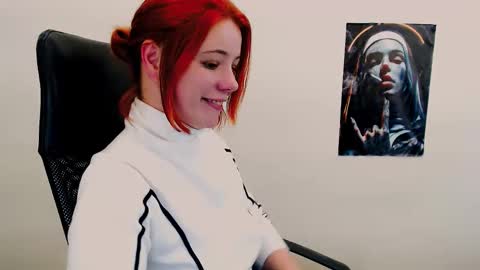 Snapshot of sun_lovely chatting on 03/04/25, 08:57 Alexi online show from 03/04/25, 08:57