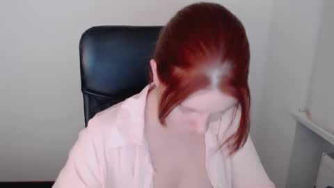 Snapshot of sun_lovely chatting on 09/15/25, 07:25 Alexi online show from 09/15/25, 07:25