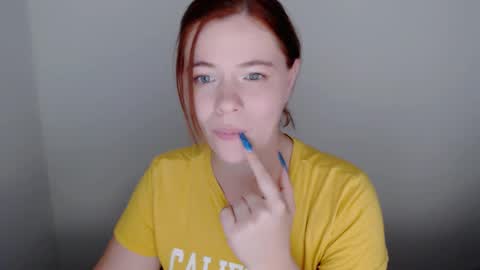 Snapshot of sun_lovely chatting on 09/16/25, 08:43 Alexi online show from 09/16/25, 08:43