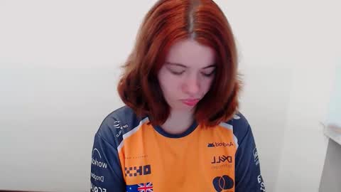 Snapshot of sun_lovely chatting on 11/01/25, 04:58 Alexi online show from 11/01/25, 04:58